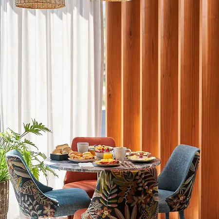 Acores Hotel 4*